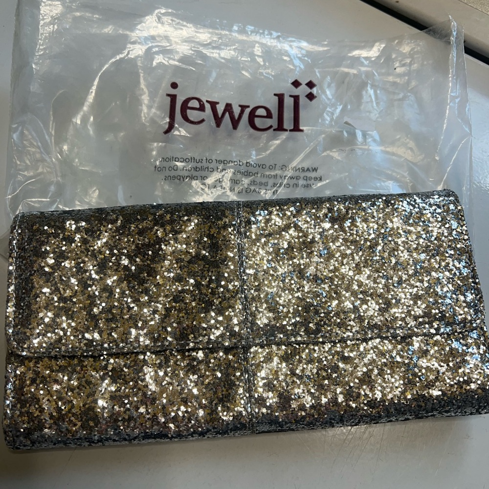 Silver Glitter Quilted Clutch